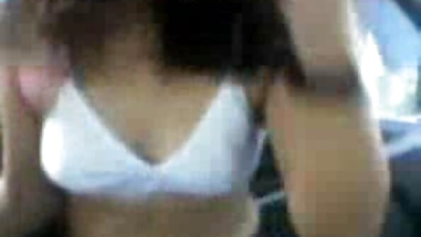 網タイツの痴女アジア人男女共学は2人の男性とセックスすることを好む 女性 動画 乳首