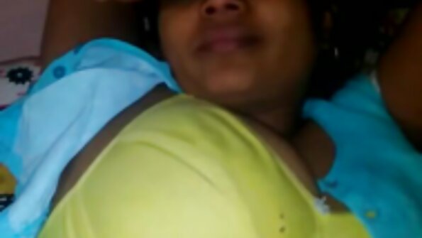 優しい体とかわいい顔のセクシーな女性は彼女が痴女であることを示しています えろ 動画 鈴木 一徹