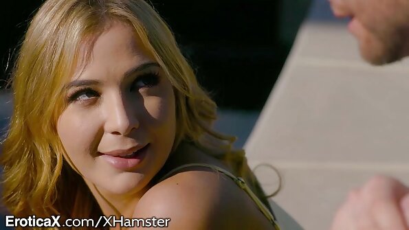 キャロライン・ヴォーグはチンポに座り、熱い女のように乗る エロ 動画 無料 一徹